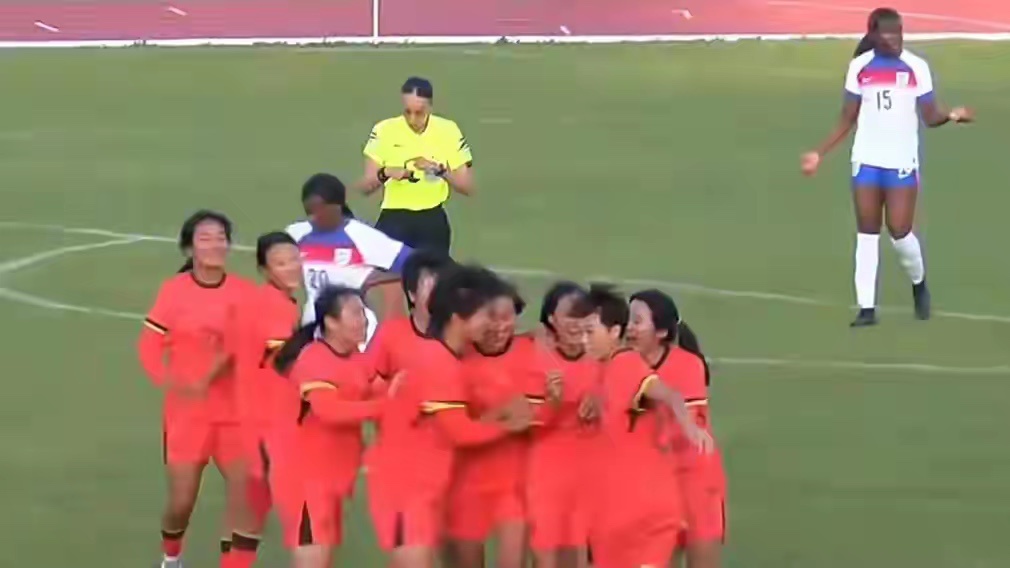 爆冷！中国U16国足1-0击败英格兰U16国足，积分榜排名升至第二，下轮将迎战法