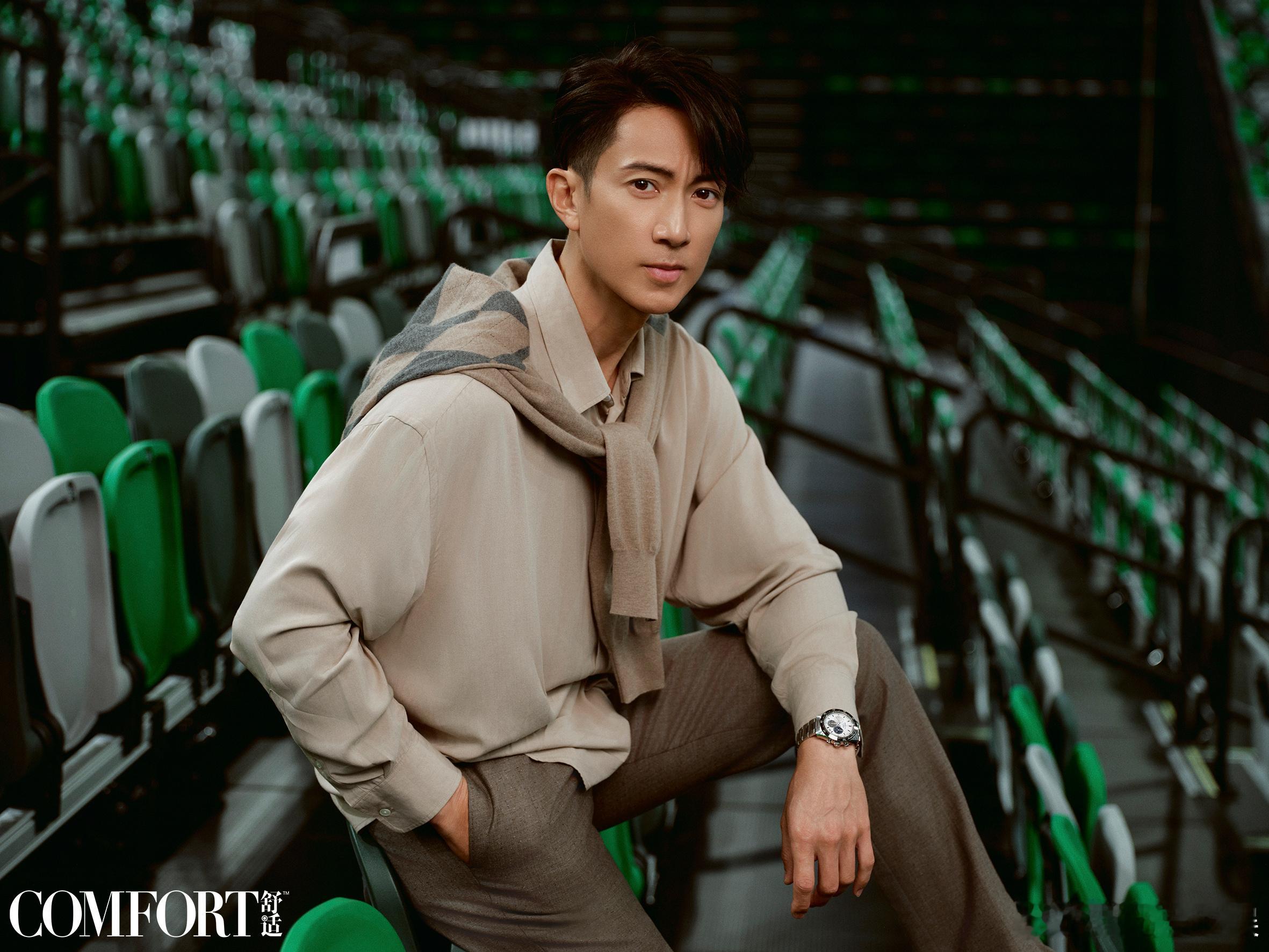 COMFORT舒适12月刊吴尊封面 彻底被吴尊圈粉！如今运动热潮正盛，网球这种兼