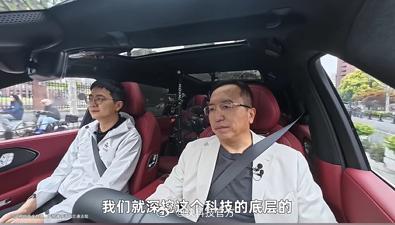 【赵明：千里科技智驾已达行业顶尖 无惧任何对手】今日，千里科技联席董事长赵明发视
