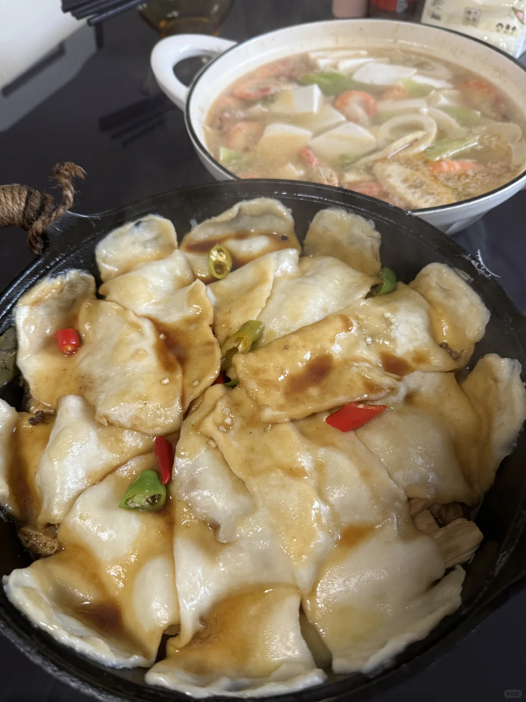 晚餐做了个地锅鸡，是真的真的很好吃呀😋