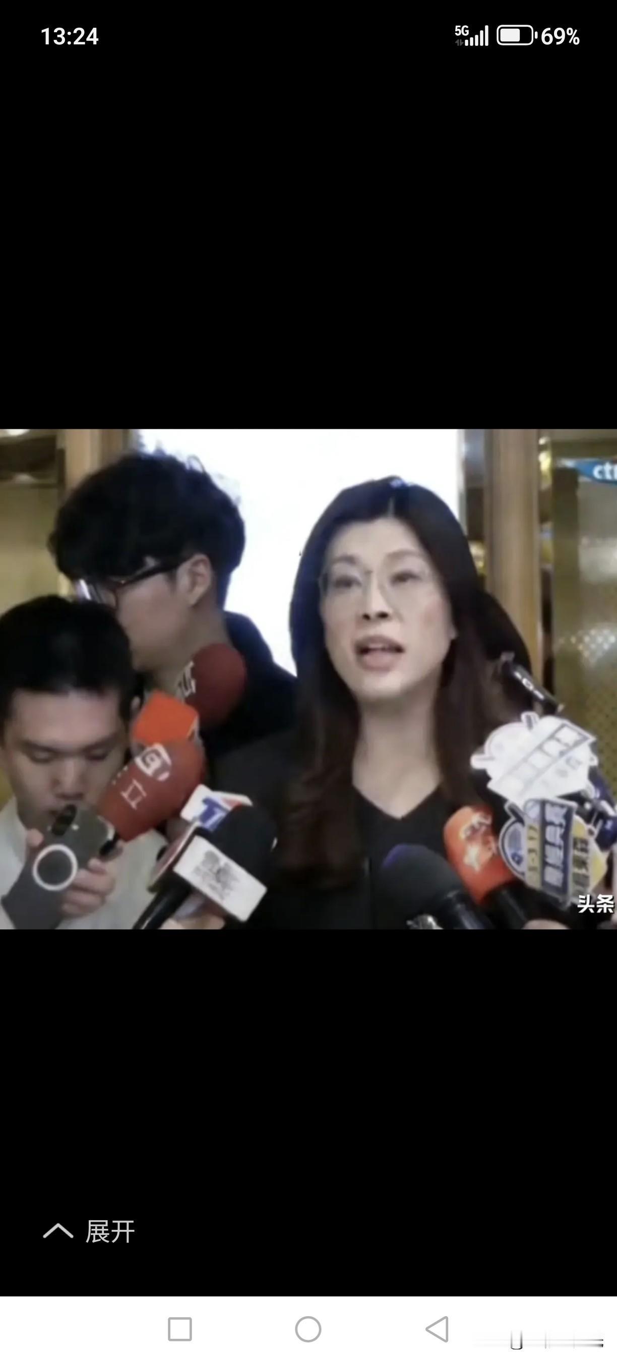 郑丽文别追问：这件事赖清德是揣着明白装糊涂
 
郑丽文在政论节目上追问赖清德，知