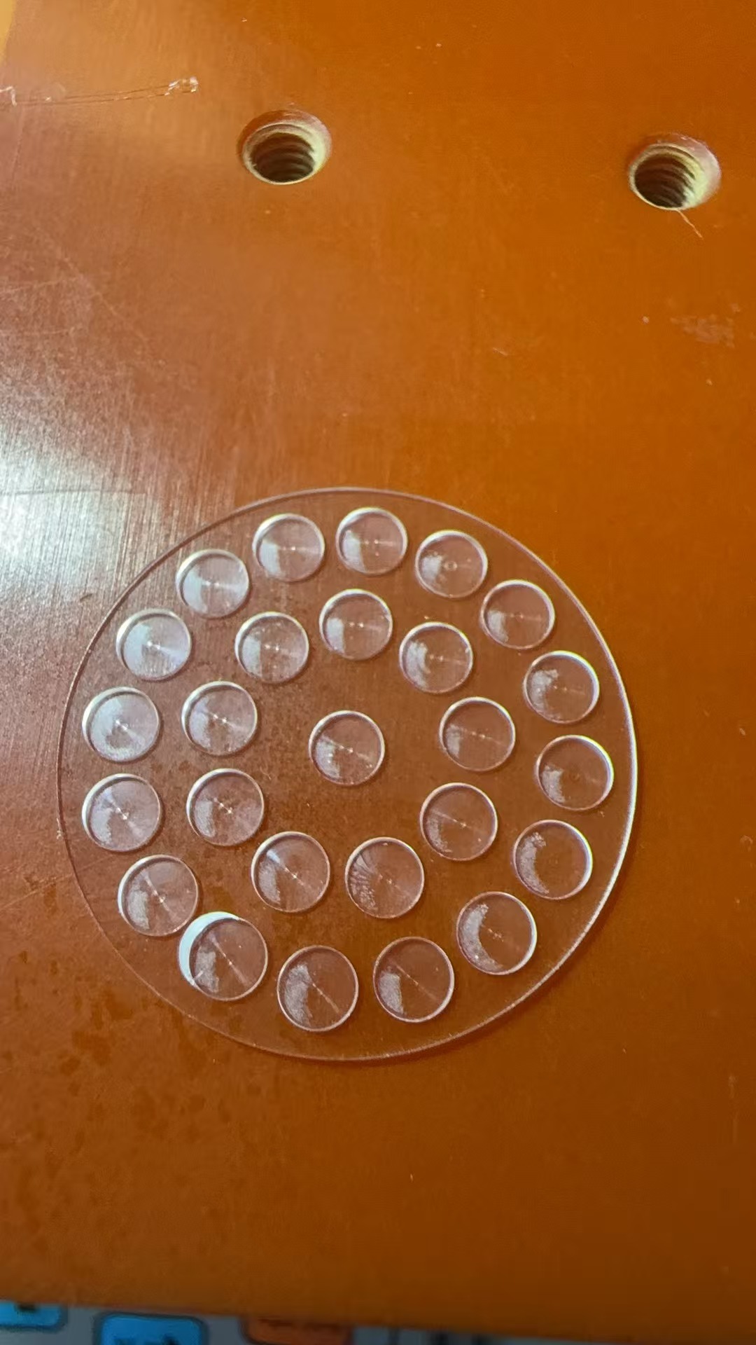 平嵌磁盘的创新点不在平嵌，而在图1的这个东西上。这其实都算不上啥创新，就是解决一