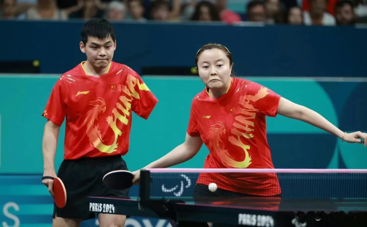中国包揽混双冠亚军

在8月31日的巴黎残奥会乒乓球混双17级决赛中，中国组合赵