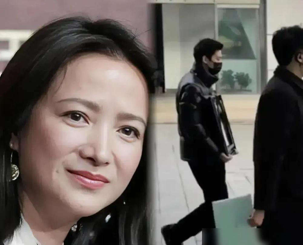 他亲手关掉了母亲的手机号。

不是忘记缴费，是主动去营业厅办理的注销。这是许何在