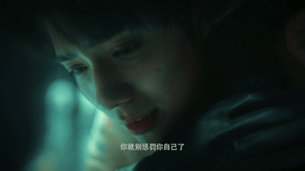 #罗一舟段奕宏记忆通道# 一个选择深陷，一个选择删除，这就是这两个父子的选择，不