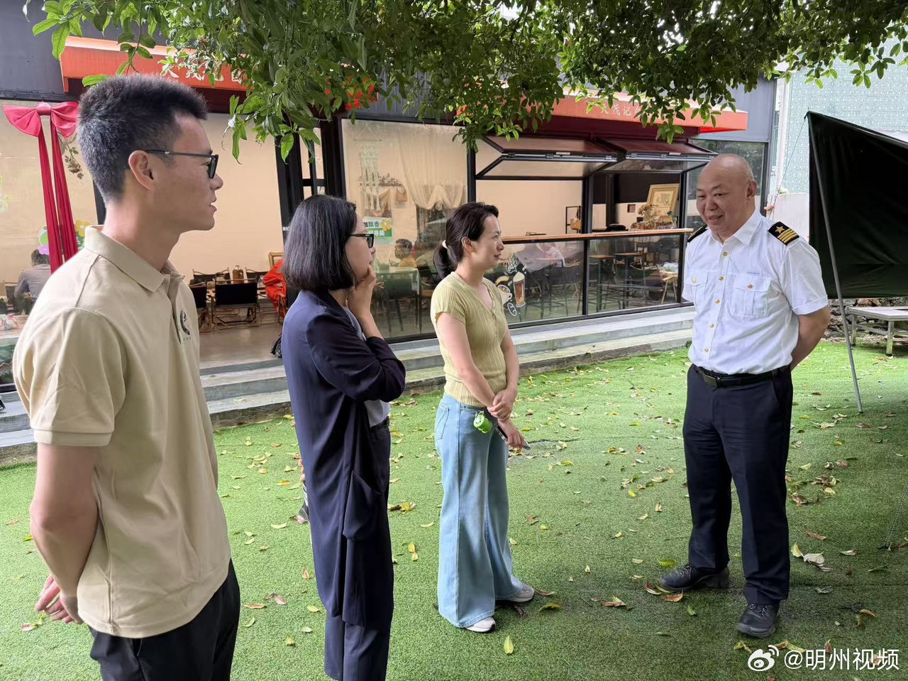 初心映征程四明绘共富【宁波暖心驿站给海员送上特别的七一礼物 】七一前夕，宁波北仑