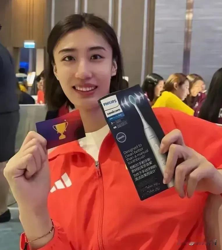 比赛今日开始，球票已告售罄

世联赛香港站比赛今日打响，中国女排提前四天抵达香港