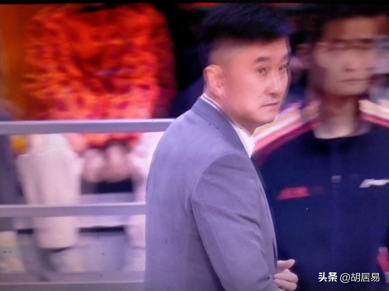 胡明轩复出

广东男篮新赛季取得7连胜。
新赛季广东队实力明显的提升，整体攻防速
