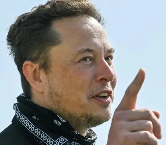 马斯克发声，语出惊人：“唯一能让美国摆脱债务危机、避免破产的办法，就是发展人工智