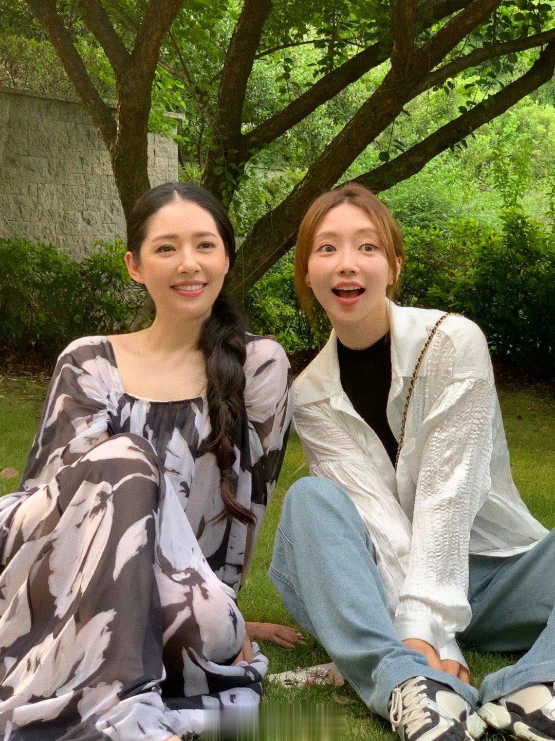  姐姐要一直幸福下去喔，好期待你的复出，有时间常来看看bear们叭～ ​​​
