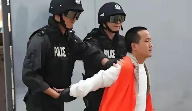 颠覆认知！大量高学历精英主动当间谍，真实原因比你想的更可怕
 
提起间谍，很多人