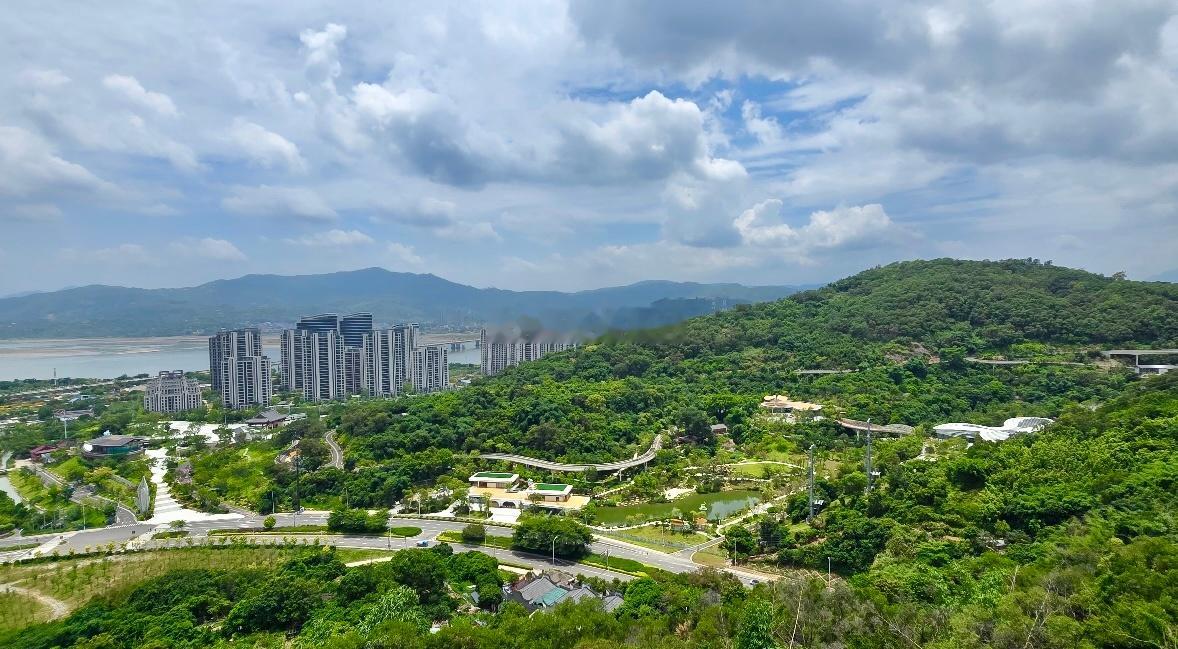 加快建设中的福州三江口植物园二期 部分景观节点依旧延续了古厝风格 