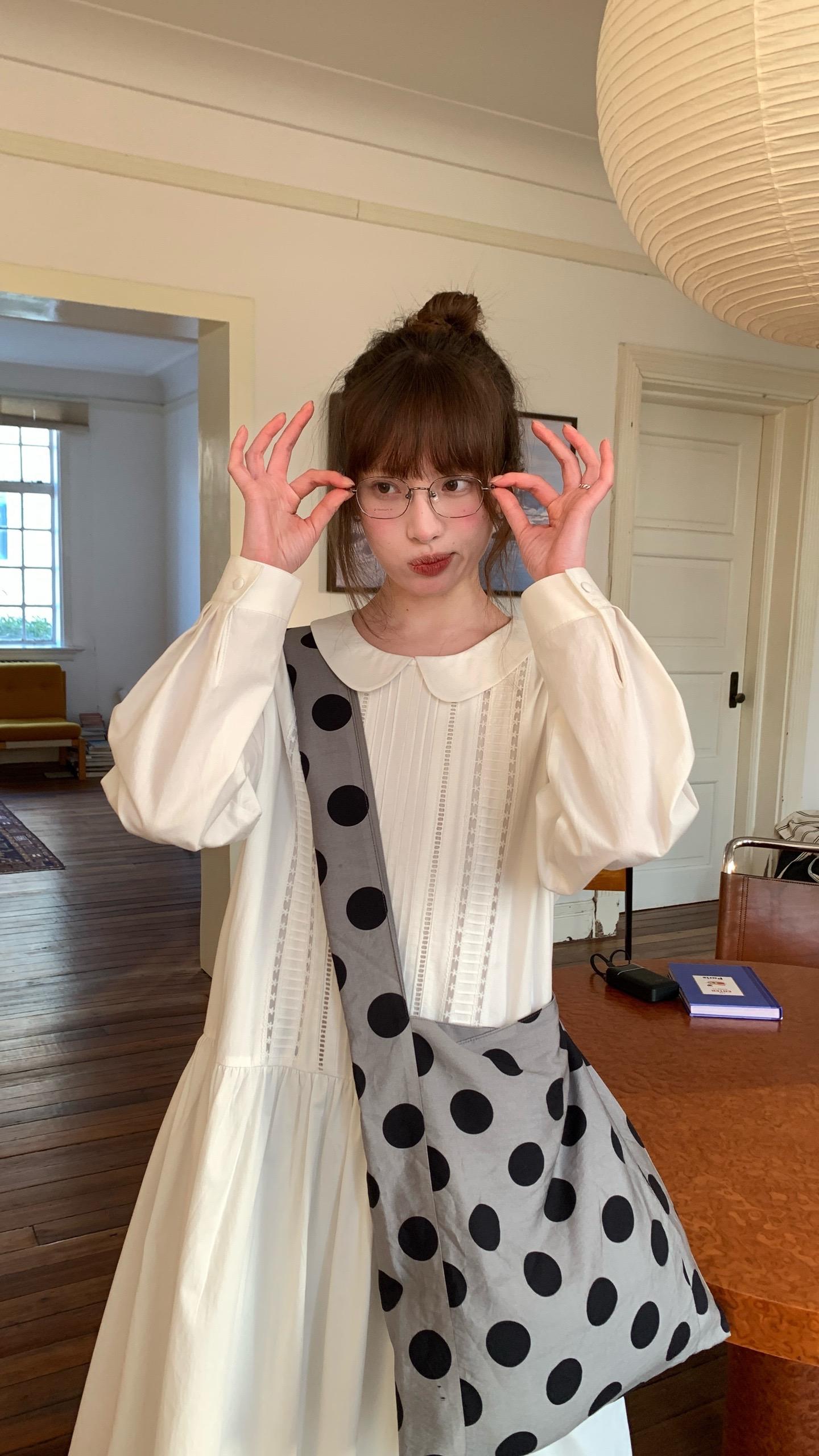 我在心底种花为小事雀跃。