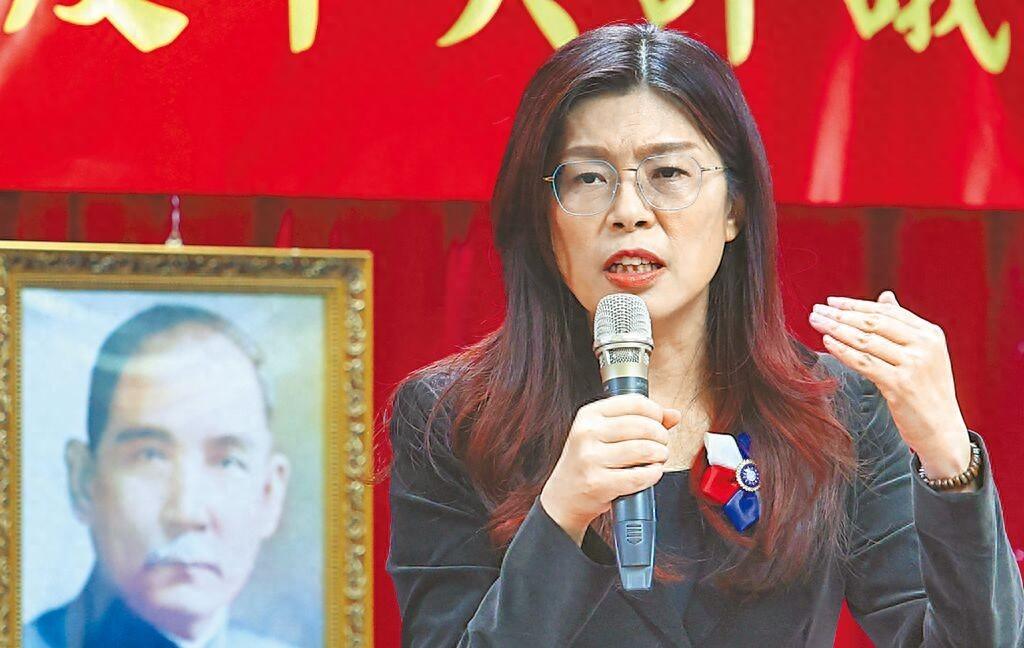 风向要变，岛内政党支持度悄悄变了
最近数据出来了，有点意思哦，11月民调，那个台