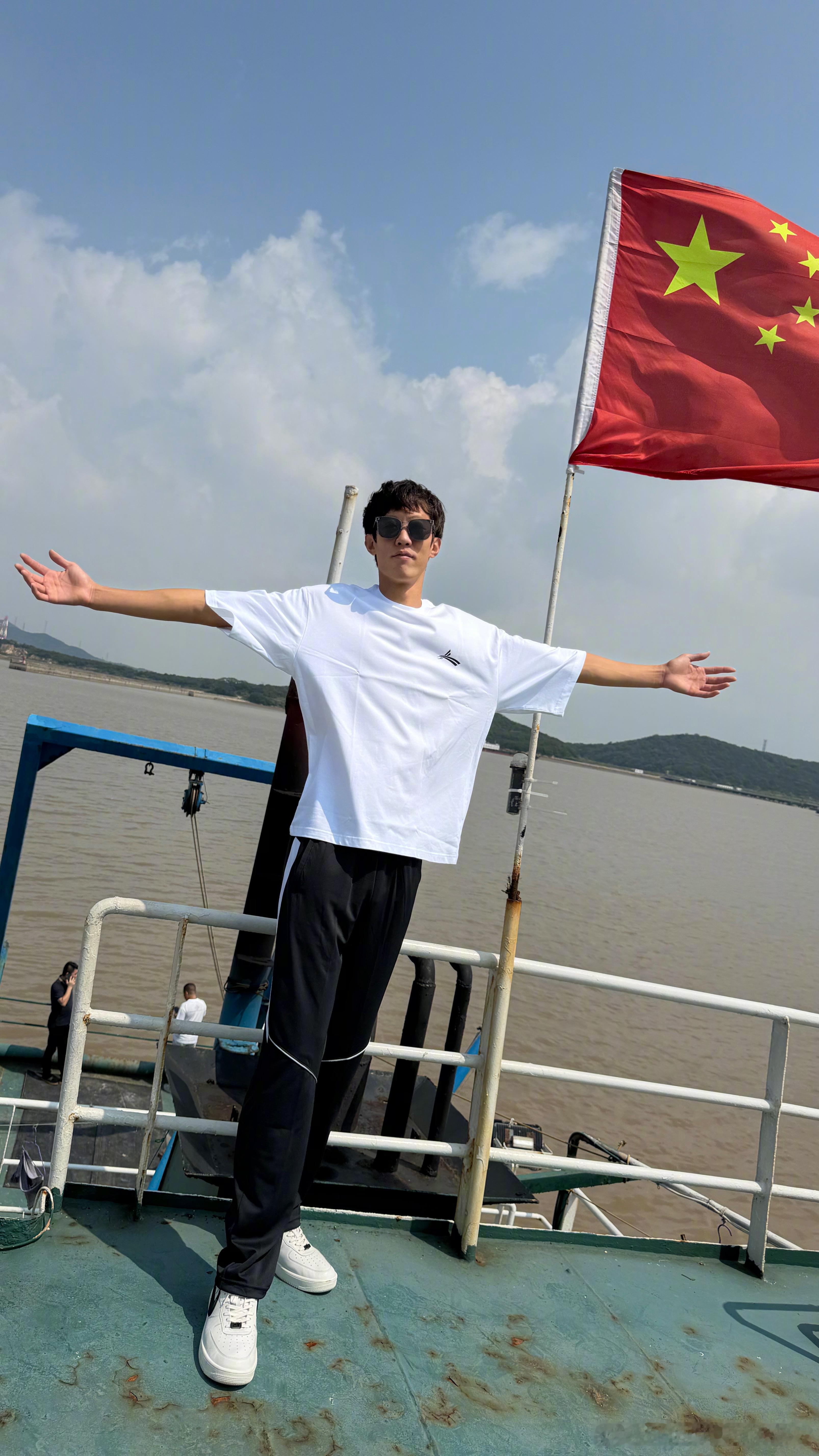 出海🚢 ​​​