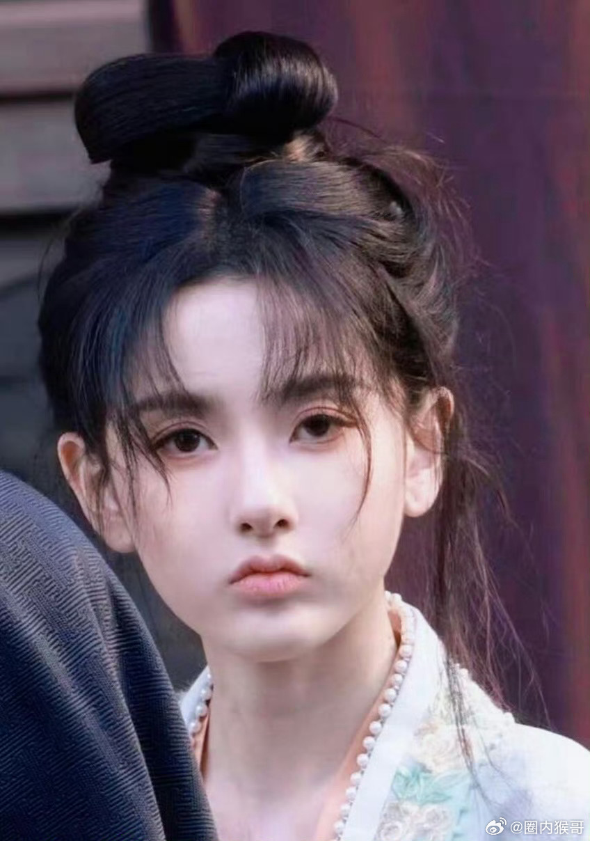 张凌赫宋祖儿 刺棠刺不刺棠的先别管，要不还是先期待一下宋祖儿在拍的司宫令，以及另