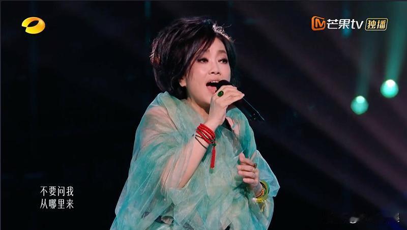 否决30首歌、以“算法审美”选曲：《歌手2026》的争议，不只是庾澄庆一个人的“