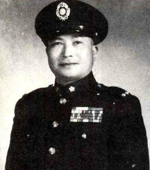1949年初，平津战役落幕，傅作义决意推动北平和平解放，最大限度保全古城与百姓安