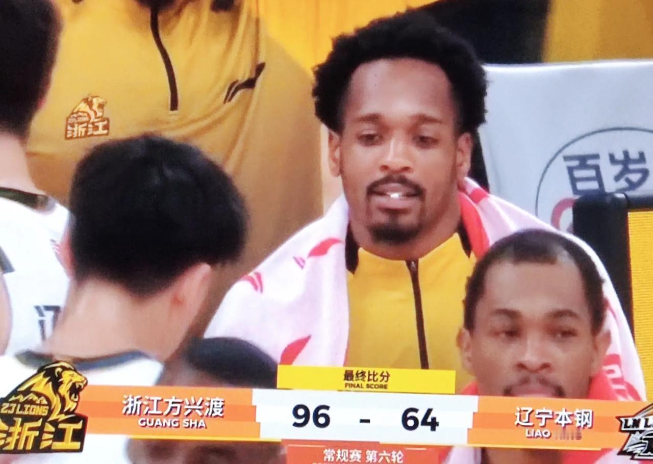 广厦打辽宁前，老板对王博说:上次我们客场输给他们，做为卫冕冠军，今晚主场应该赢回