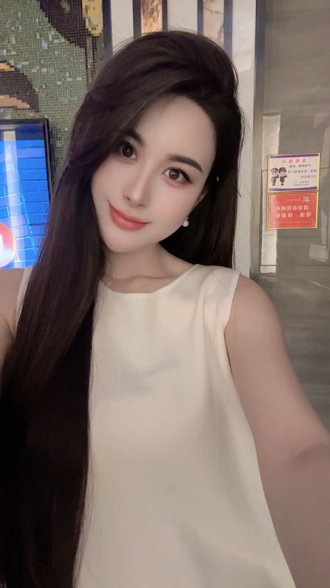 美女都大同小异，无非各自品性不同 我反正不是柔弱的那一类