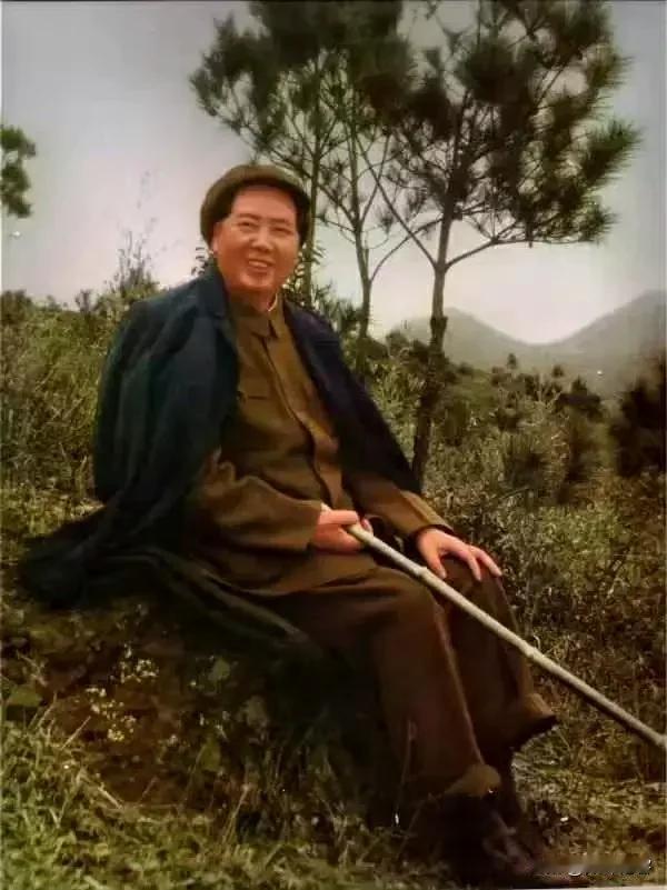 今晚，就是一门心思等着给毛主席过生日了！ ​​​