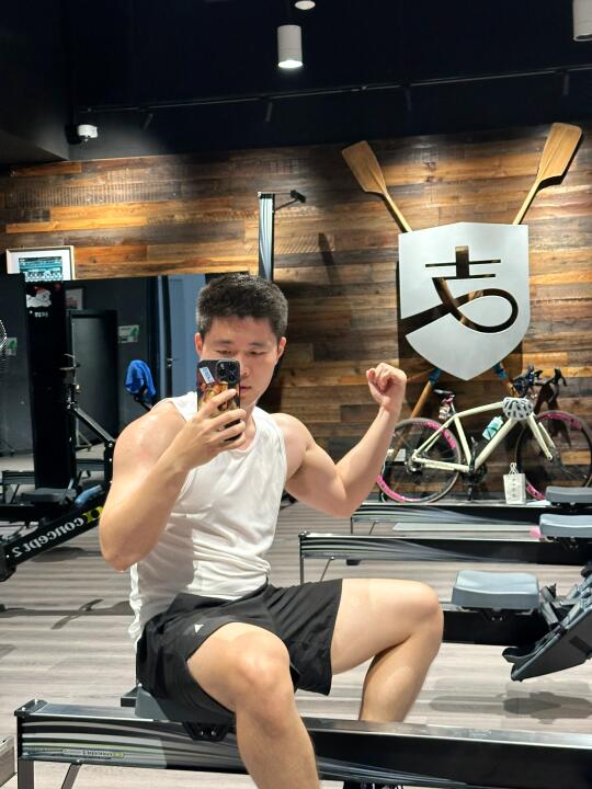 gym打卡，练个开心儿🤣