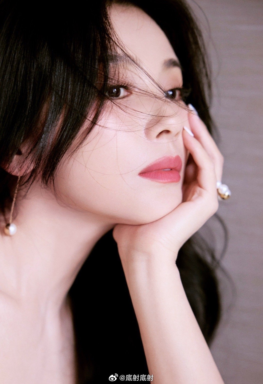 涛妈真的是永远的神，这一套再来一次[舔屏][舔屏][抱一抱][抱一抱][抱一抱]