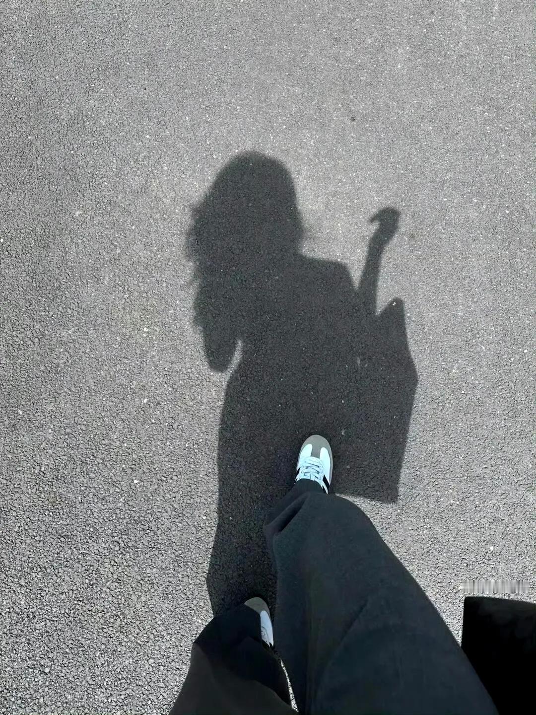 放弃一个喜欢很久的人会怎样?分手 深爱的人能忘掉 放弃深爱之人 彻底放下你 试着