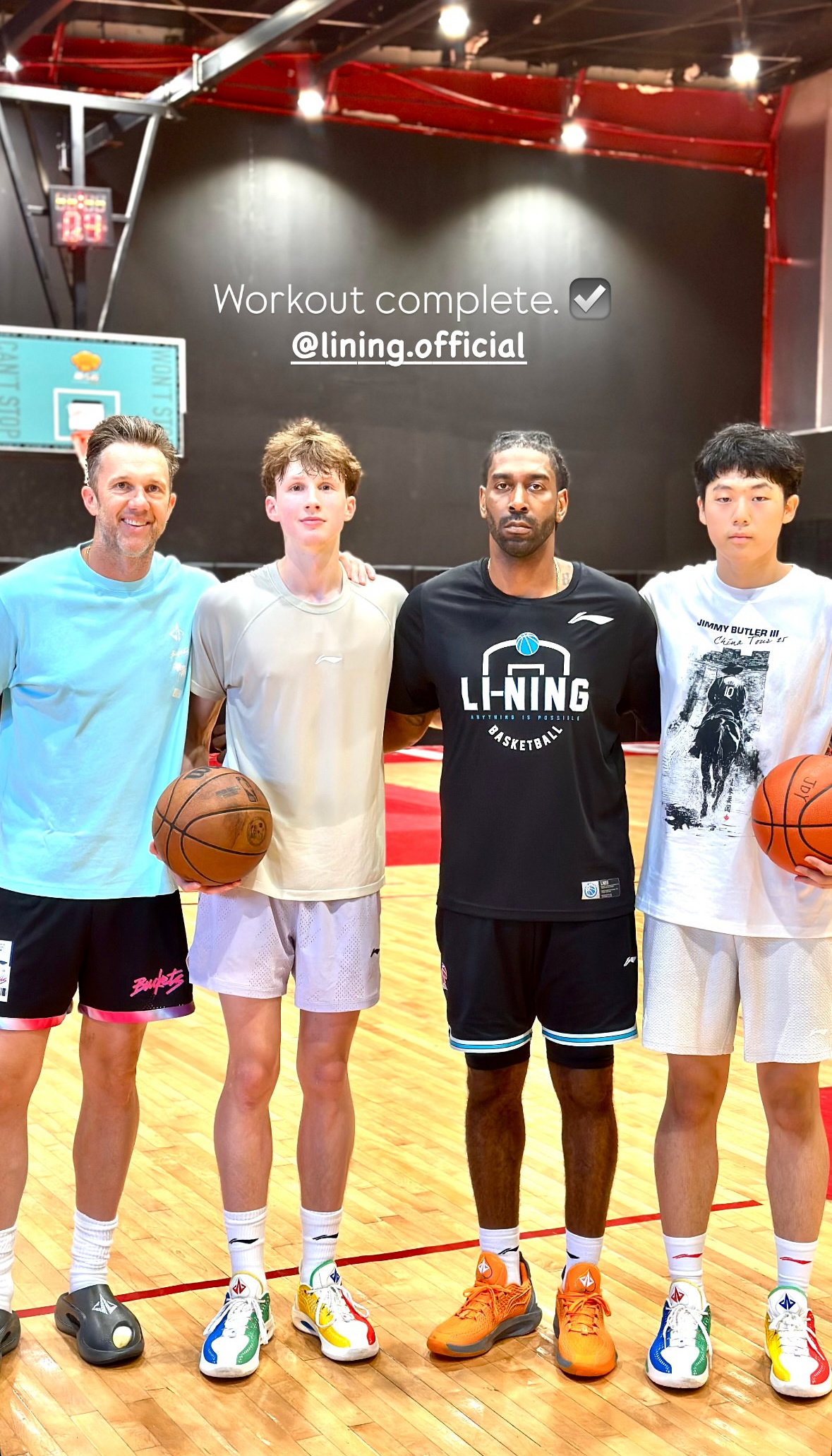 巴特勒训练师更新ins story 巴特勒中国行北京战梅奥也一同前往 ​​​
