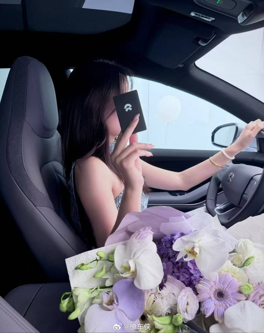 阅己，越己，悦己。女神节快乐