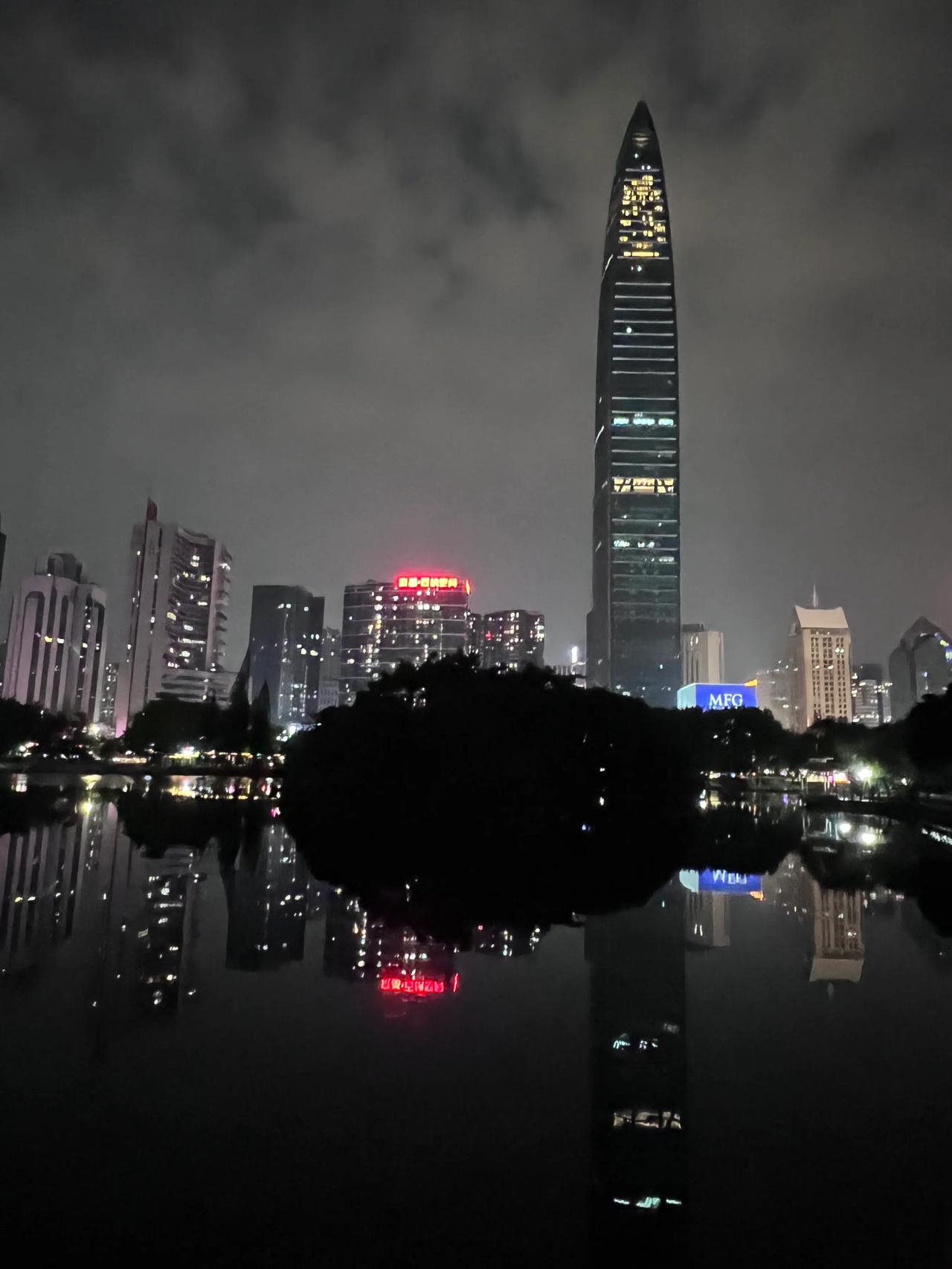 深圳夜景一角