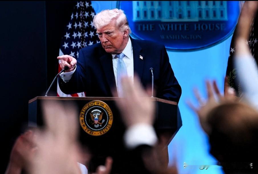 【川普的独特见解】
    伊朗正经历着非常艰难的时期，弄不清楚谁是他们的领导人