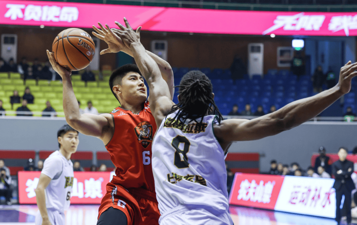 石家庄翔篮总结比赛：球队没能把握住机会，错失关键罚球