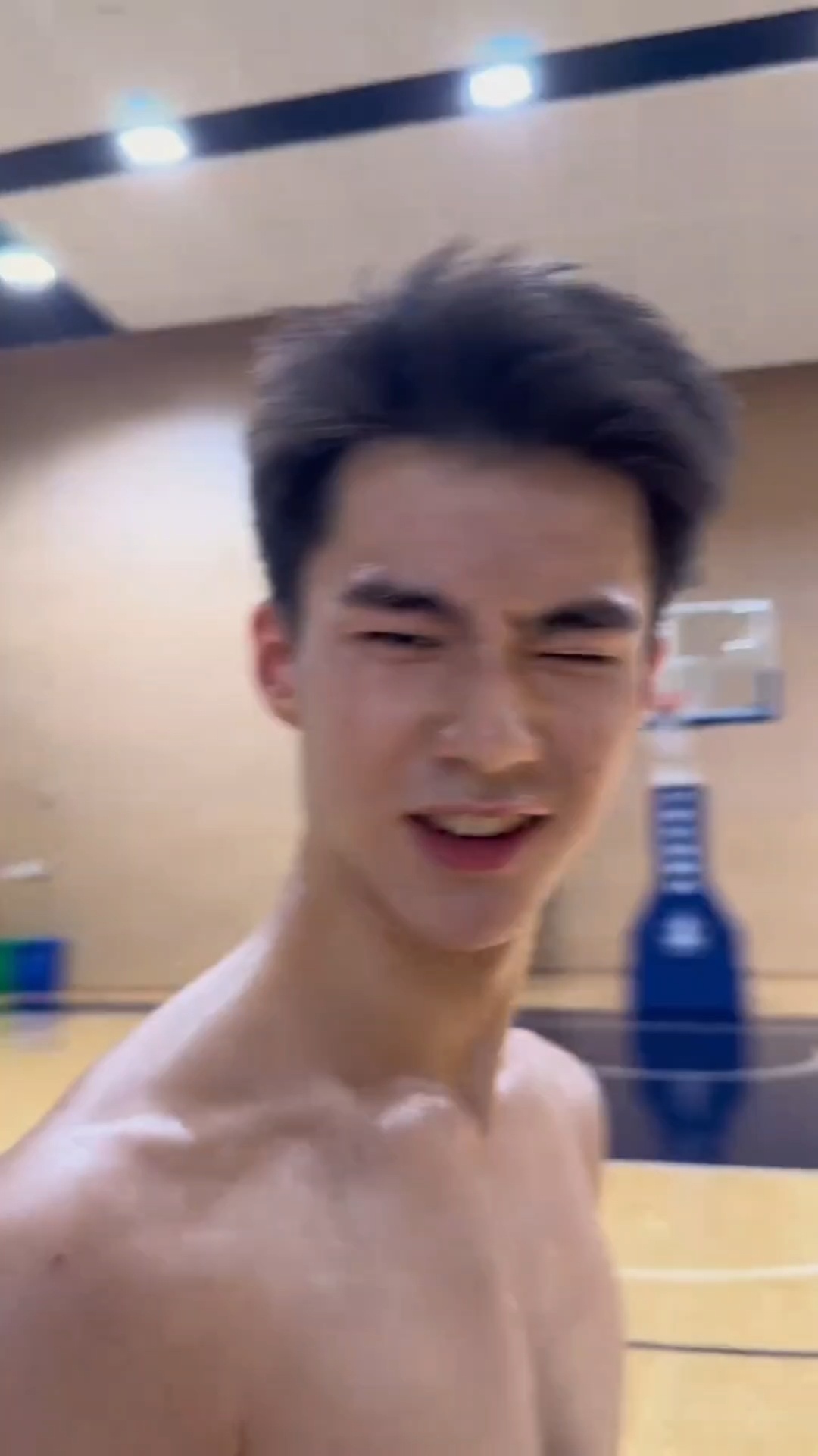 不敢相信这是10的高一弟弟