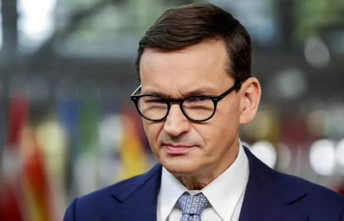 要当核代理人波兰要部署核武器。针对白俄罗斯已经部署了核武器的情况，波兰总统表示已