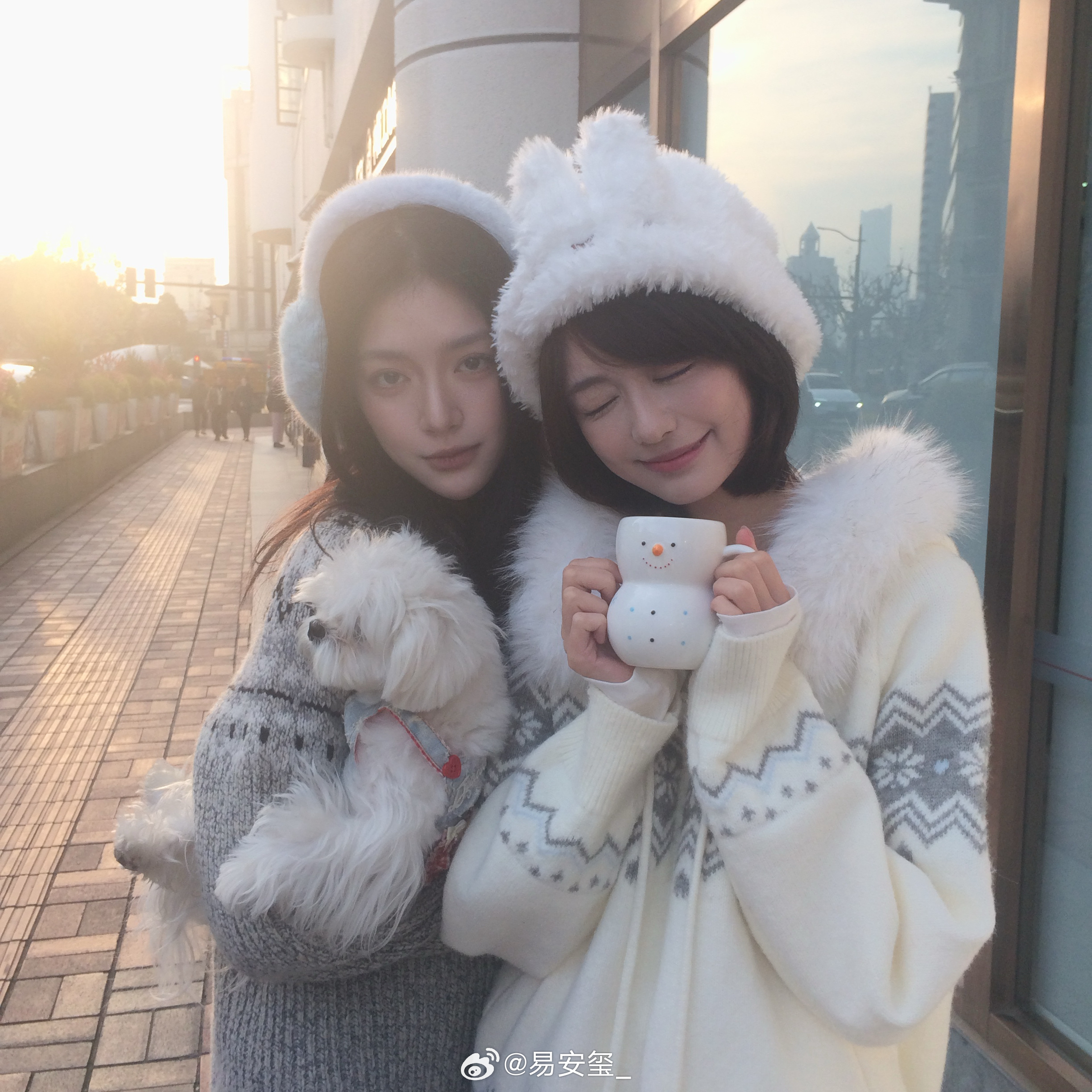 掏出绝版照片…生日快乐白蠕蠕23岁的继续闪闪发光啵 