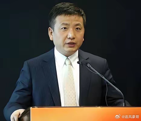 长鑫科技创始人：朱一明1972 年生人，现年 54 岁，江苏盐城人。长鑫科技董事