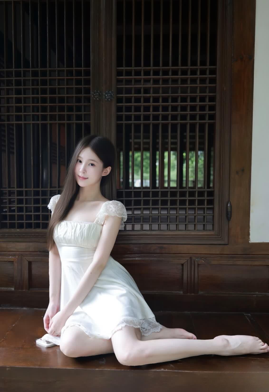 心里装着你的人，旁人都没你珍贵；心里没你的人，旁人都比你重要。时间这件事，疼你的