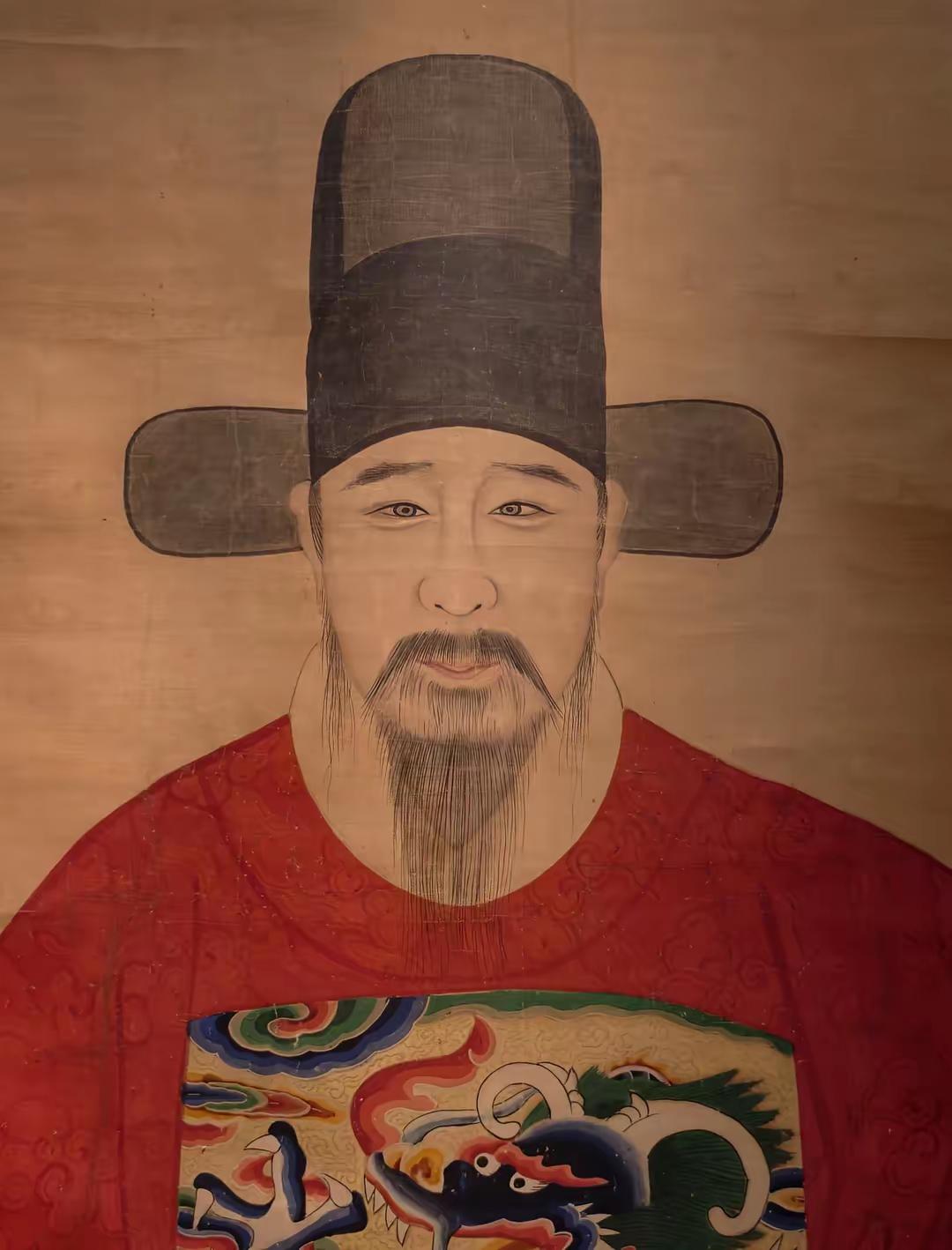 你敢信吗？满清铁蹄踏碎大明江山时，死战不降撑住汉家气节的，竟是一位70岁本该颐养