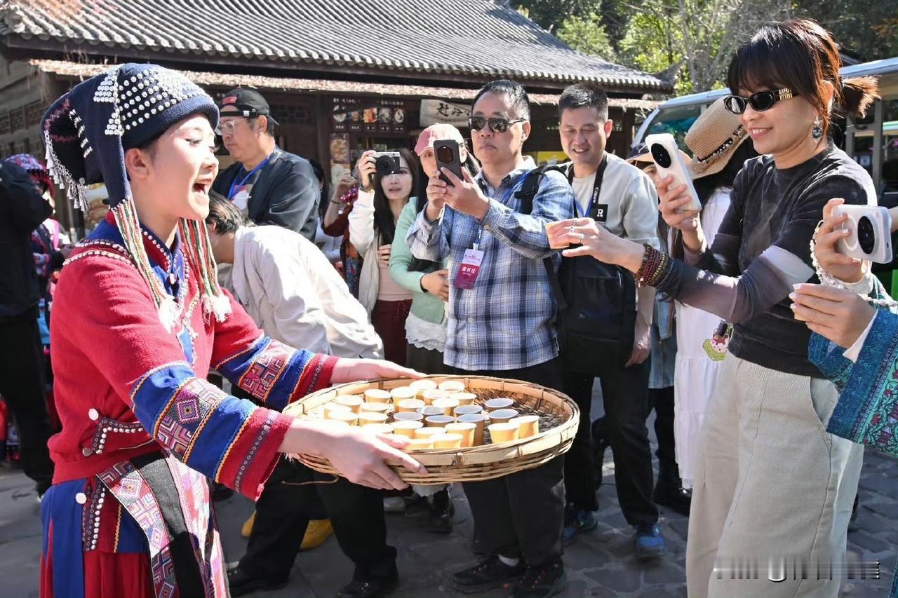 踏千年古道，赴一场穿越时空的浪漫之约

朋友们，我挖到一处宝藏地——普洱茶马古道