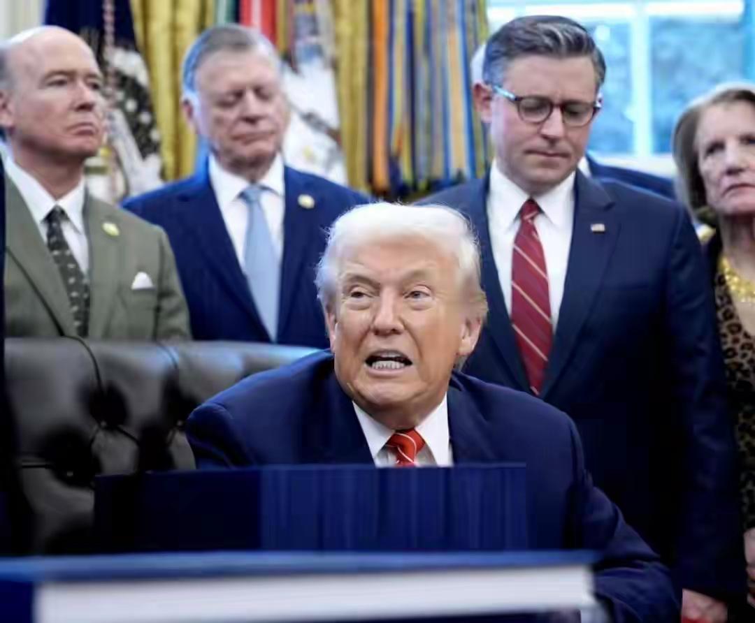 伊朗决心把特朗普一是拖进去，二是拖下来。这两点对特朗普来说都是特别忌惮的。战争泥