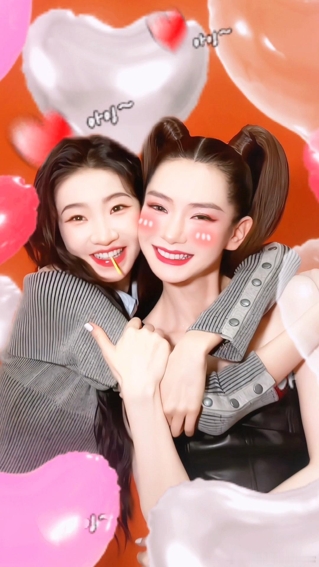 #戚薇张艺凡差点亲上# 戚薇张艺凡，一个霸气侧漏，一个甜美可人，她们同框的画面太