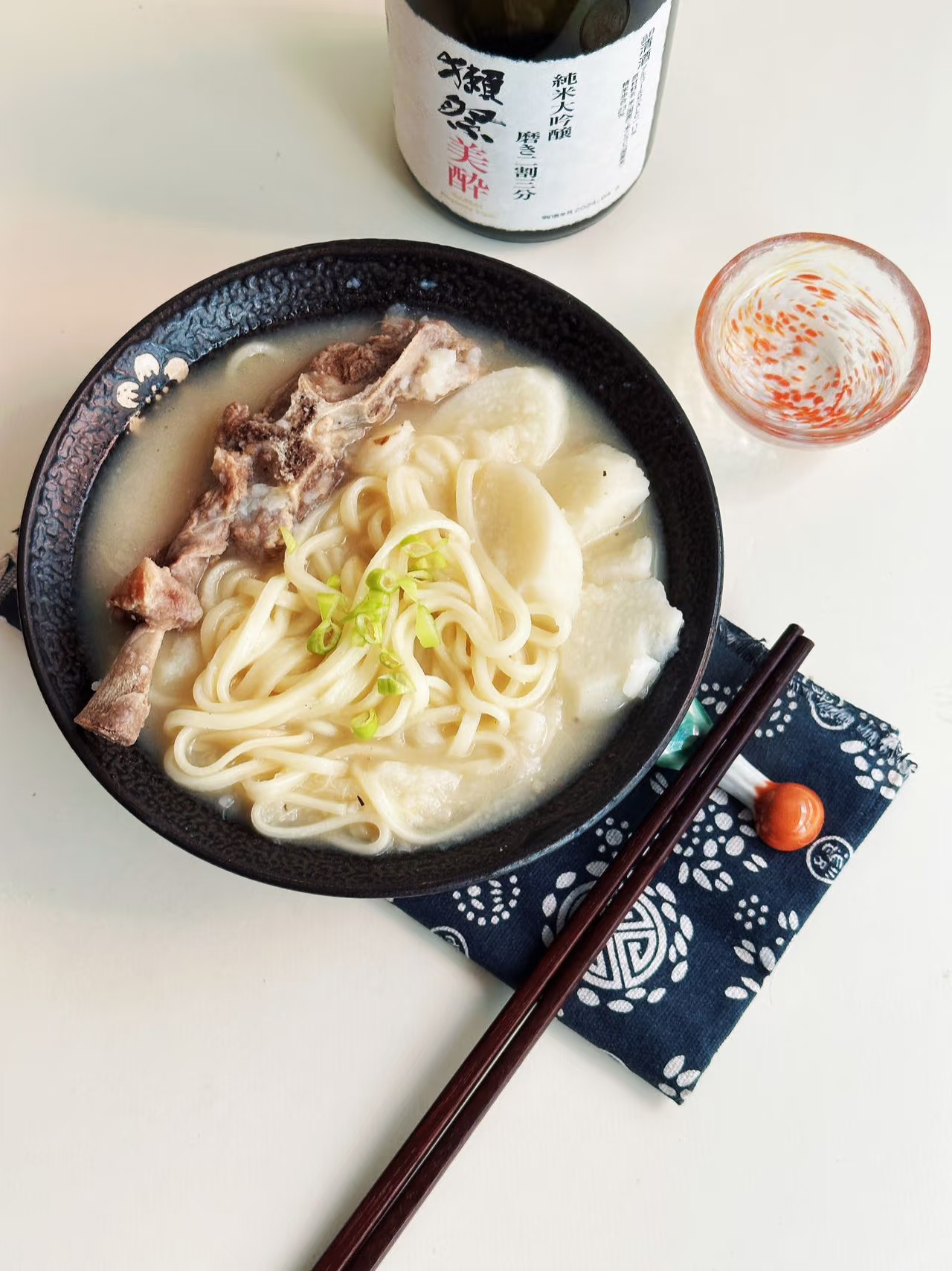 小甜酒搭羊肉乌冬面好绝