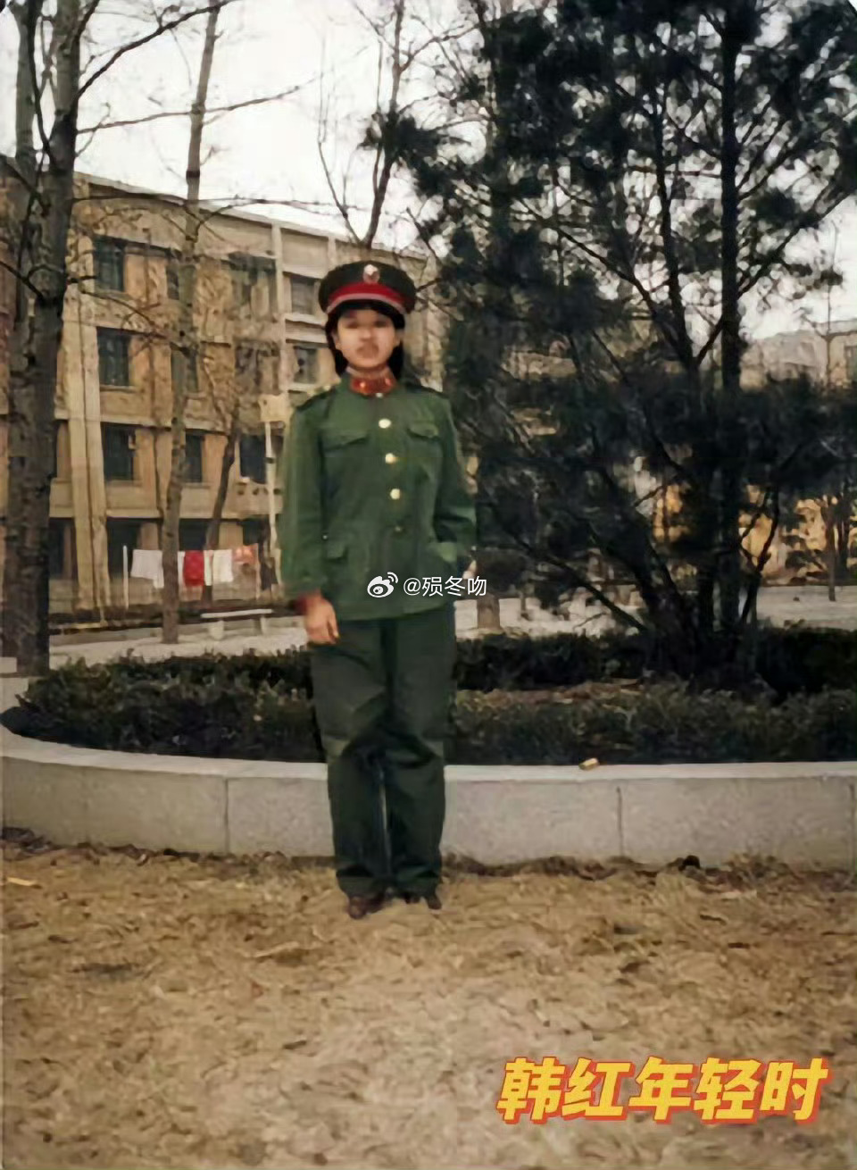 韩红自曝曾经是校花，看了她18岁照片后，果然没骗人 ​​​