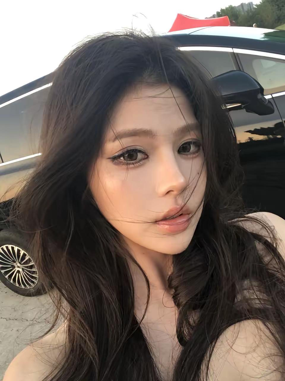 跟我一起逃离吧。混血感妆感 淡颜混血妆