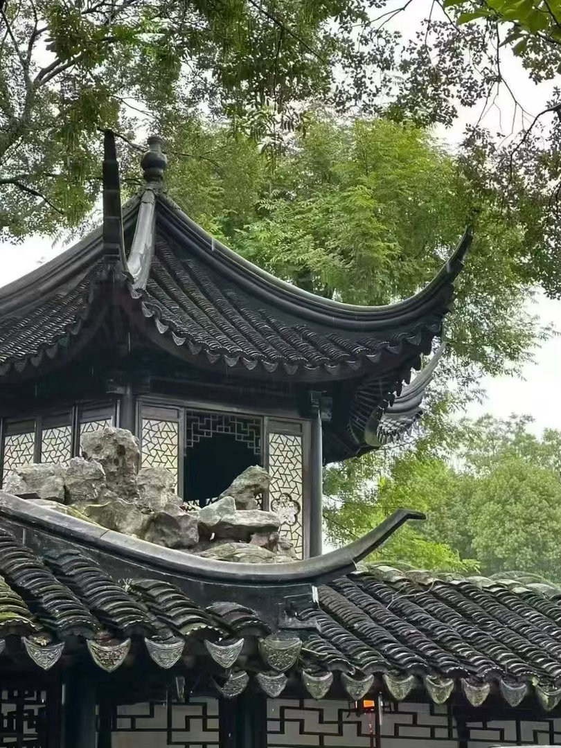 肖说道初心易学老肖漫谈 不要抱怨生活，不要埋怨别人。这个世界上，从来没有百分百的