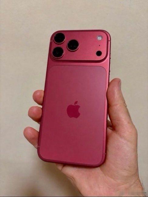 iPhone18Pro樱桃红我怎么还有点喜欢这颜色有点想买的冲动 