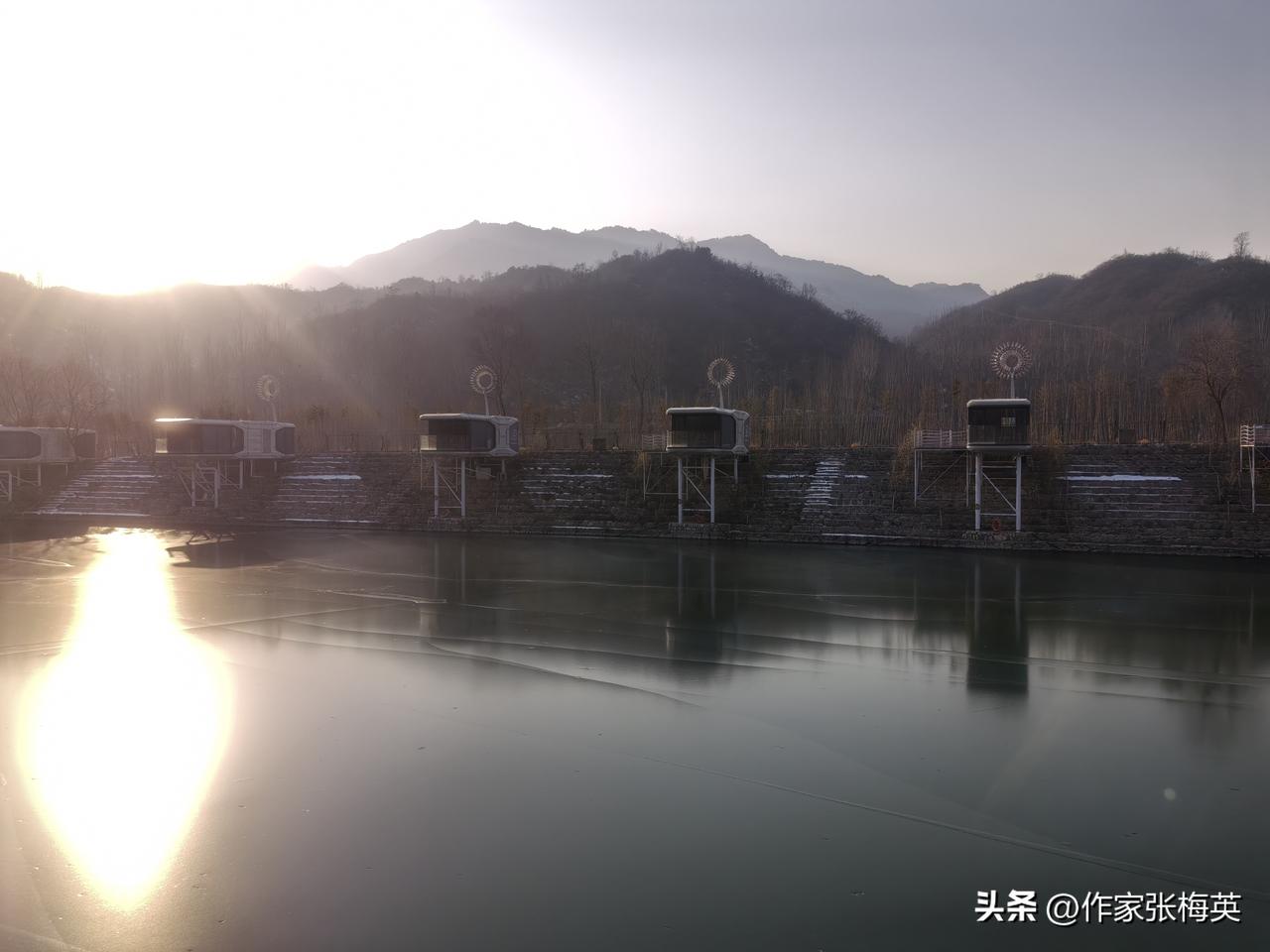 成长的过程，
本质上就是一个不断解决难题的过程。
很多事情，看起来很难，
但在每