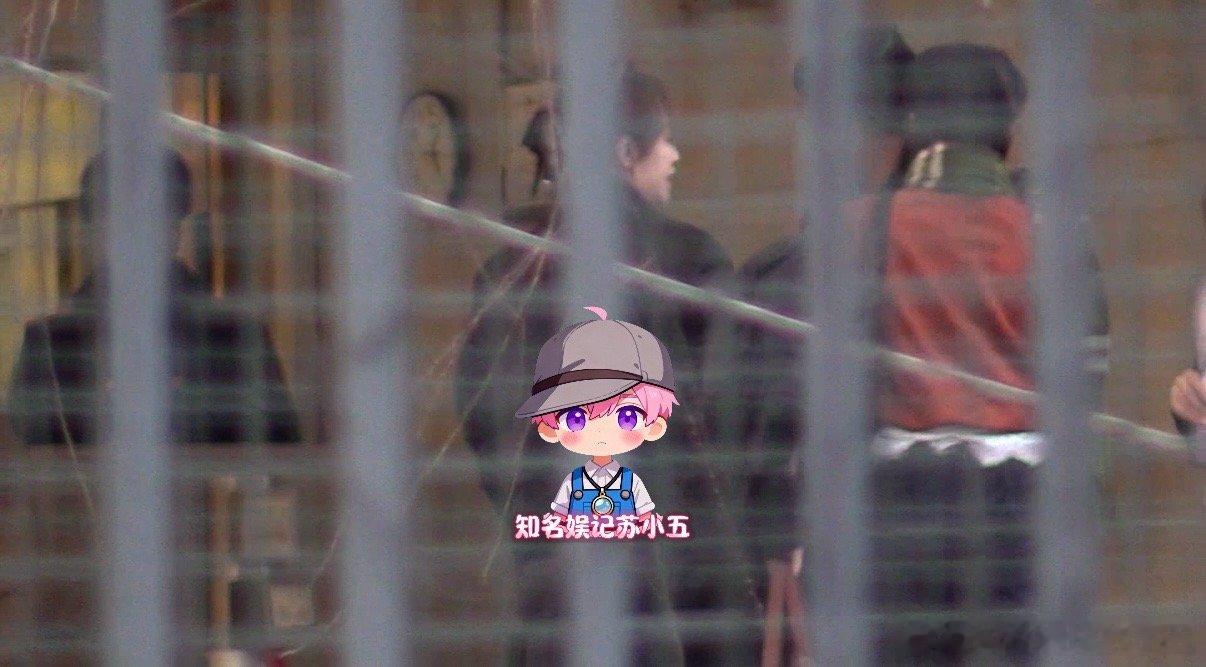 春晚彩排cp粉狂喜 妈耶沈马组合、凤凰传奇玲花曾毅今天都去春晚彩排了！今天是cp