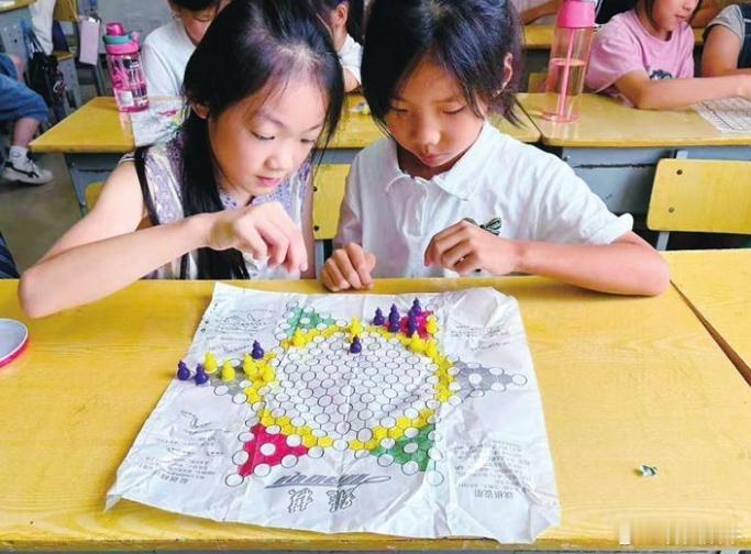小候鸟在湖州的盛夏时光浙江一企业连续16年开办小候鸟暑期班 暑假里这个是最好的关